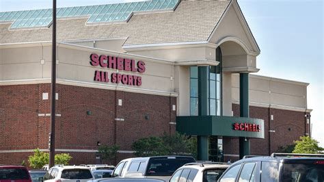 SCHEELS wins for men's apparel, sporting goods