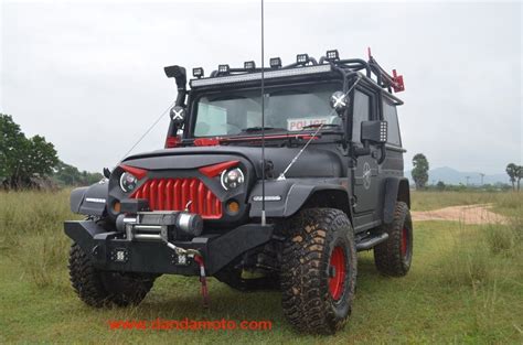 New Mahindra Thar Crde Modified Into Jeep Wrangler Gladiator at Rs ...