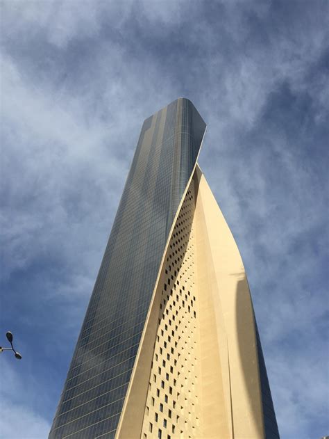 Al Hamra Tower, Kuwait City Skyscraper - e-architect