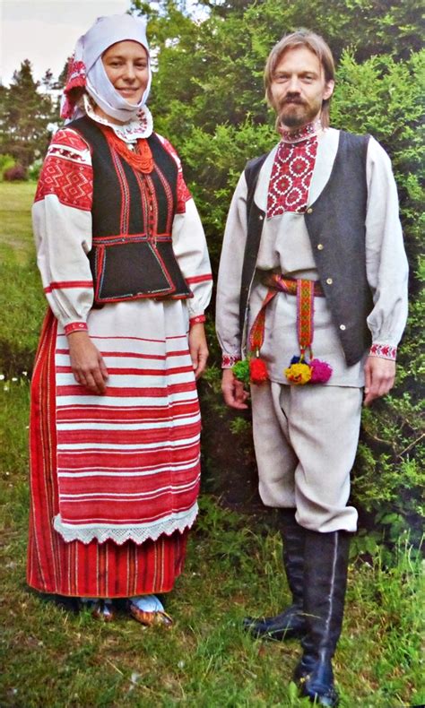 Local style: Traditional costume of Belarus by region