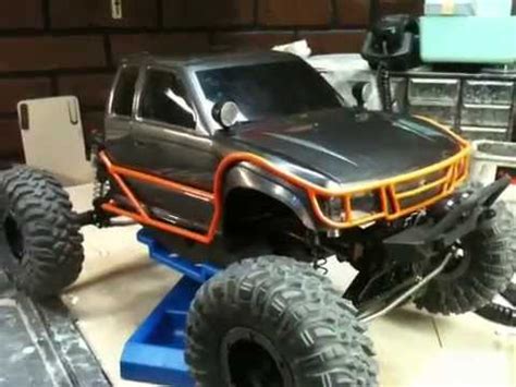 Demo's Axial SCX10 Honcho to Wroncho build # 17 Paint, Links, Wheel ...