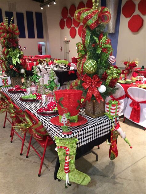 My Christmas Table red and green (setting of 6) Odessa Christian Faith ...