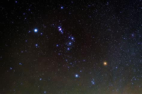 Pictures of All 88 Constellations, How to Locate Them