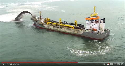 Watch: How a Trailing Suction Hopper Dredger works - SAFETY4SEA