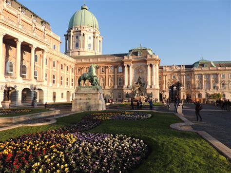 Buda Castle Tours Budapest - Buda Castle