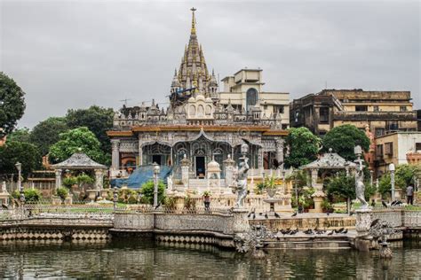 Parasnath or Parshwanath Jain Temple of Kolkata Was Built by Ray ...