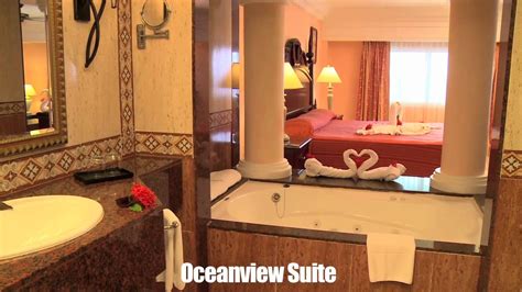 Riu Ocho Rios - BookIt.com Rooms Preview Junior Suite Oceanfront Room ...