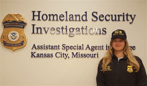 Student Completes her Internship with Homeland Security Investigations ...