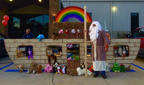 Trunk N Treat Noah and the Ark | Noahs ark vbs, Trunker treat ideas ...