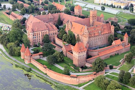 The 10 Best Castles in Poland - Simply Ruritania