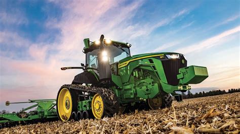 8RT 410 Two-Track Tractor | 410HP | Row-Crop Tractors | John Deere US