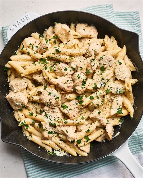 Recipe: One-Skillet Chicken Alfredo Pasta | Kitchn