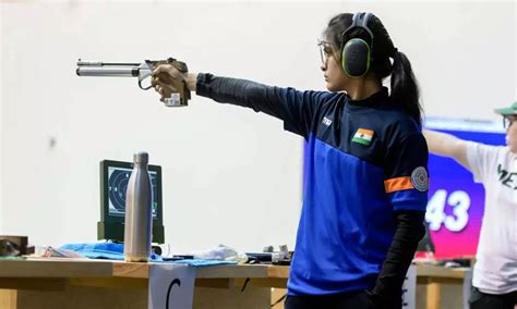 Manu Bhaker to Shift Base to Delhi, to Train for 25m Pistol at Karni ...