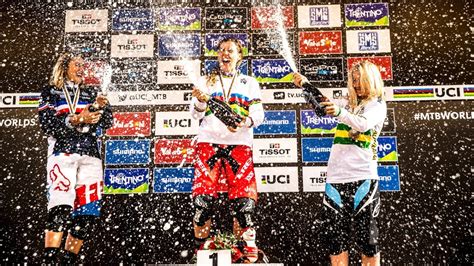 Rachel Atherton's Perfect Season - BikeMag