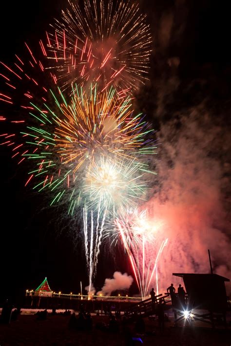 About Town MB: Annual Skechers Holiday fireworks, Green Victory - Easy ...