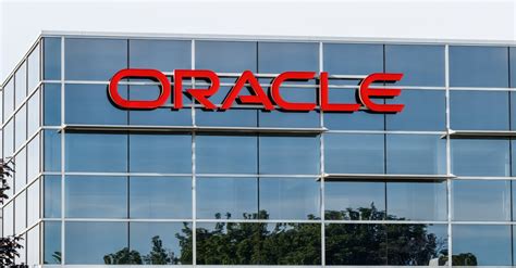 Oracle Stock Forecast | Is Oracle a Good Stock to Buy?