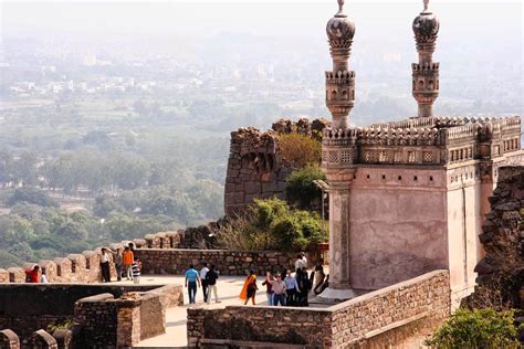 10 Amazing Golconda Fort Images - Famous Tourist Place of Hyderabad ...