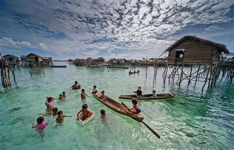 BADJAO Tribe | BADJAO TRIBE Widely known as the "Sea Gypsies". The ...