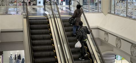 Parts Of A Tampa Bay Mall Closes After Electrical Fire