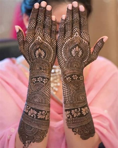 Astonishing Floral Pattern Bridal Mehndi Designs - Floral Pattern ...