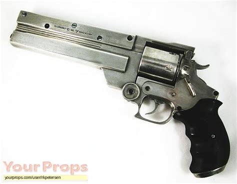 Trigun Vash The Stampede Eagle Arms .45 Revolver replica prop weapon