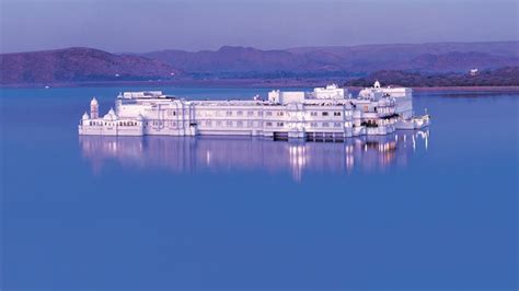 Passion For Luxury : Taj Lake Palace in Udaipur, India