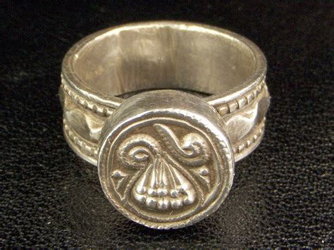 Signet Wax Seal Ring? | Antiques Board