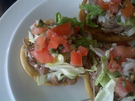 It's Easy Eating Green: Sopes with Pulled Pork & Pico de Gallo