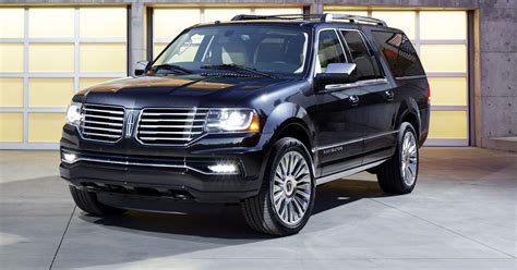 Lincoln gives big price boost to Navigator SUV