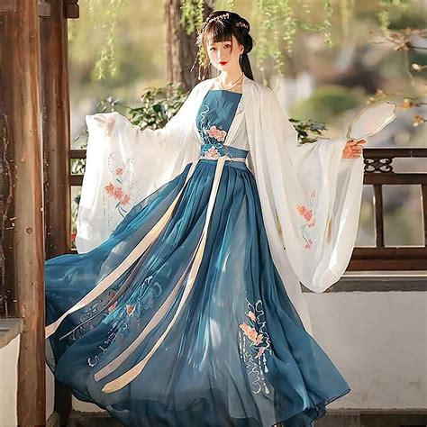 Chinese traditional dress | Dresses Images 2022