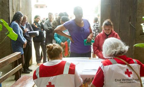 Cruz Vermelha busca voluntários | Local: Diario de Pernambuco