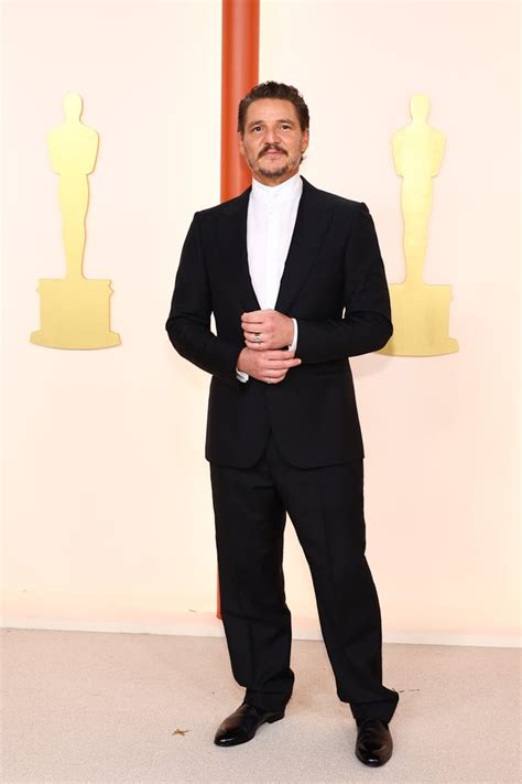 Pedro Pascal at the 2023 Oscars | 2023 Oscars Red Carpet Fashion ...