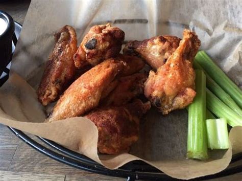 Best Wings Near Me - Top Chicken Wing Restaurants in Every State