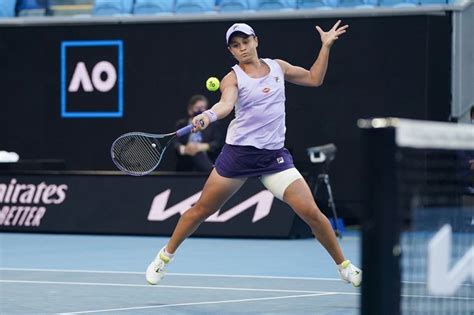 Ash Barty Exceeding Expectations At Australian Open, Says Coach - UBITENNIS