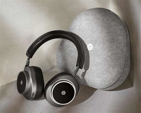 Master & Dynamic's New Noise-Cancelling Headphones Are A Luxe Audio ...