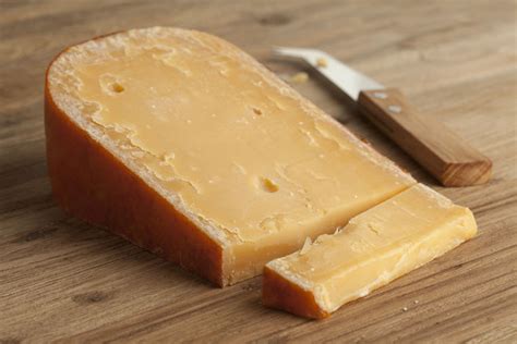 Gouda Cheese : Interesting Facts and Pairing Ideas - Grapes & Grains