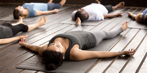 Learn Yoga Nidra - Yoga Teacher Training India | Book Yoga Retreat India