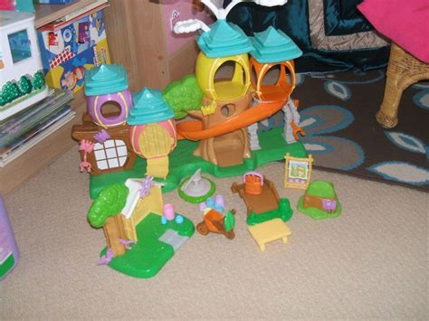 Waybuloo World of Nara House Playset Includes One Waybuloo Character in ...