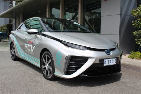 Toyota pushes harder for fuel cell future - EV Talk