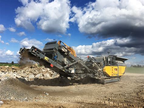 What You Need to Know About Crusher Maintenance | Multico Blog