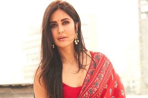 Katrina Kaif Biography : Age, Family, Marriage, Career, Networth, Lifestyle