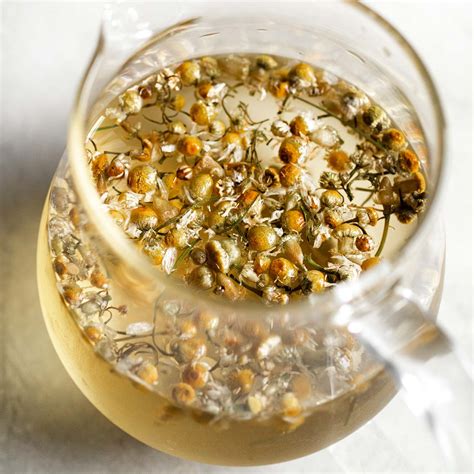 Chamomile Tea: What It Is, Steps to Make It Properly, and Benefits - Oh ...