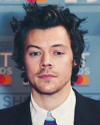 Harry Styles Brings Back His ‘Dunkirk Haircut’ For New Movie