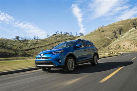 2016 Toyota RAV4 Hybrid Pricing Announced, Full Specs Released ...