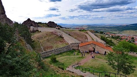 Visit Belogradchik Fortress, Bulgaria on a Danube River Cruise - Kaz ...