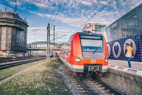 S-Bahn München - ein modernes Dienstleistungsunternehmen für die ...