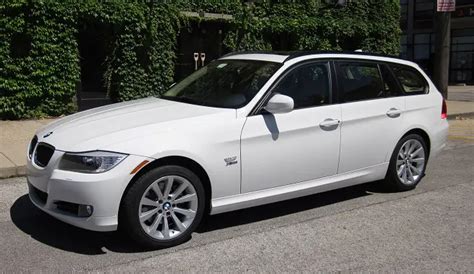 2011 BMW 328i xDrive Sport Wagon Review