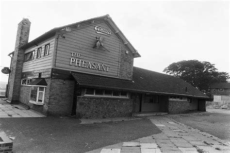 Look: More Nuneaton pubs we loved from the past - CoventryLive