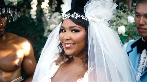 Lizzo's "Truth Hurts" Leaps to No. 1 on Billboard Hot 100