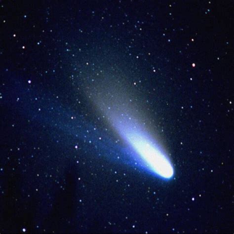 Halley S Comet Facts About History S Most Famous Comet Space - PELAJARAN